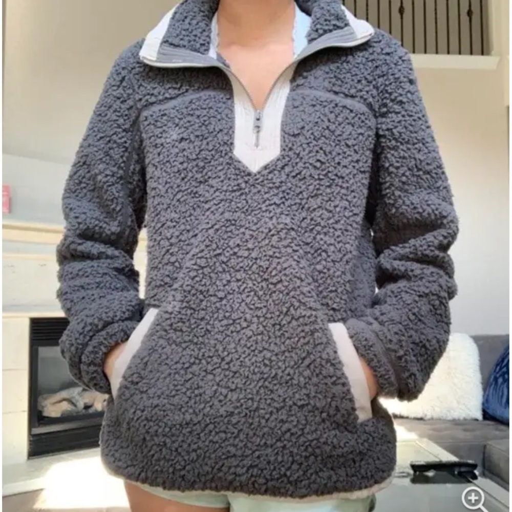 Abercrombie & Fitch Soft‎ A&F Sherpa Fleece Half Zip Pullover Gray